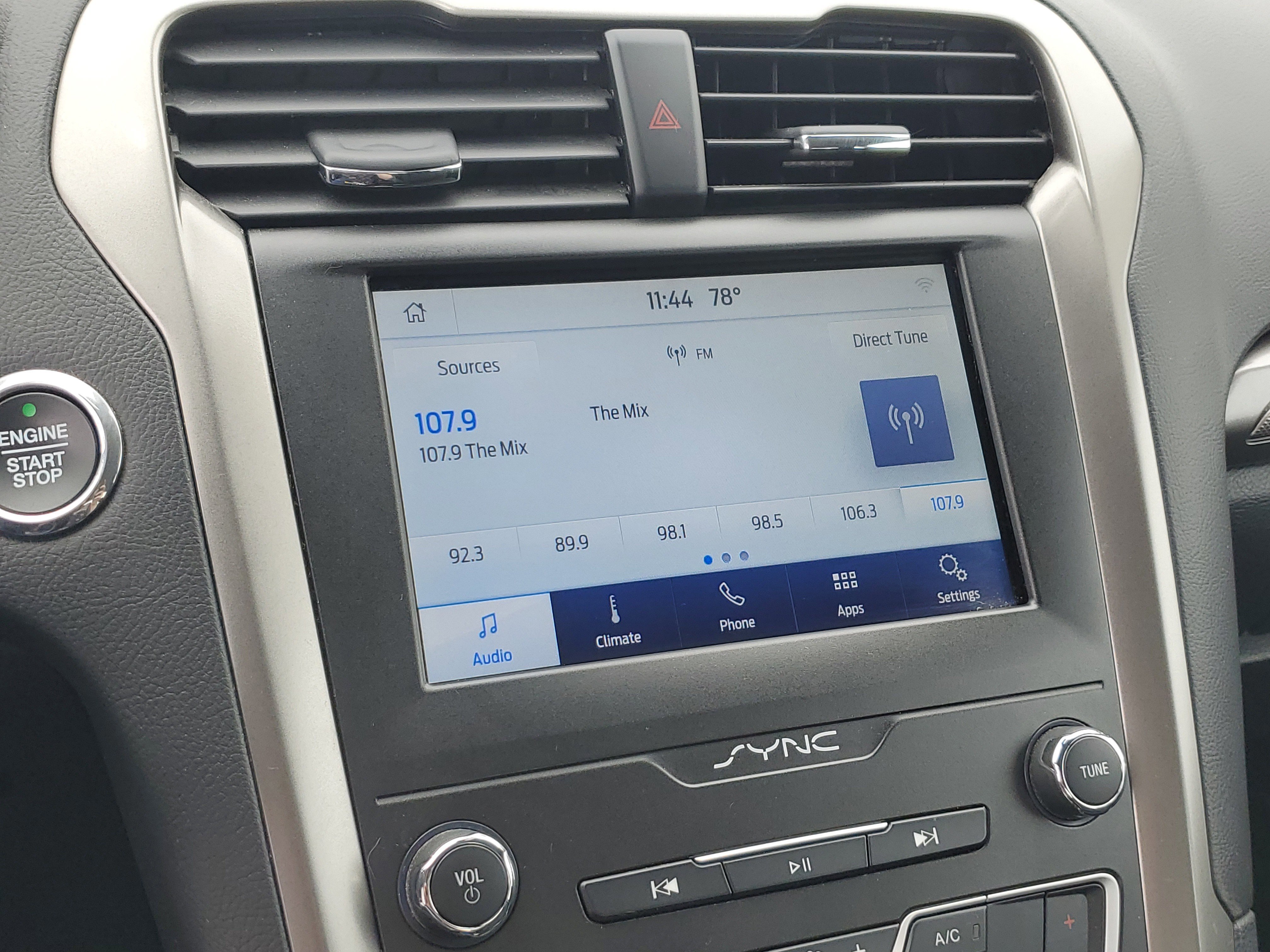 Certified 2019 Ford Fusion SE FWD image 20