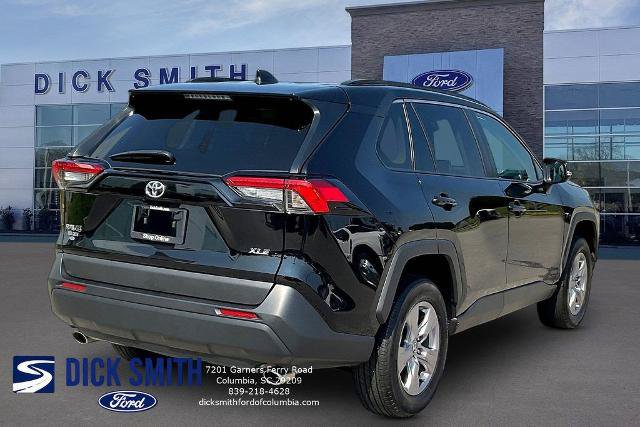 Used 2025 Toyota RAV4 XLE FWD image 6