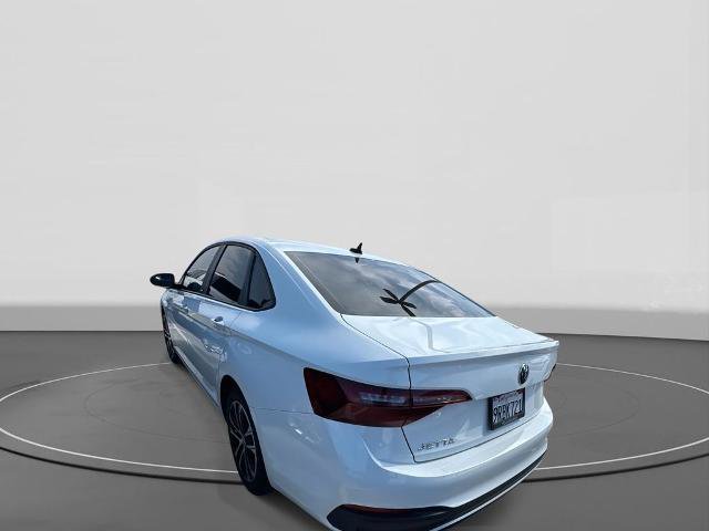 Used 2024 Volkswagen Jetta Sport image 6