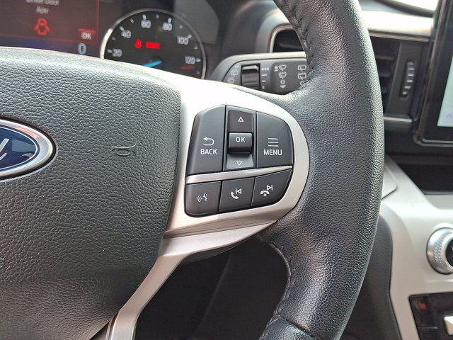 Certified 2023 Ford Explorer XLT w/ Equipment Group 202A AWD/4WD image 10