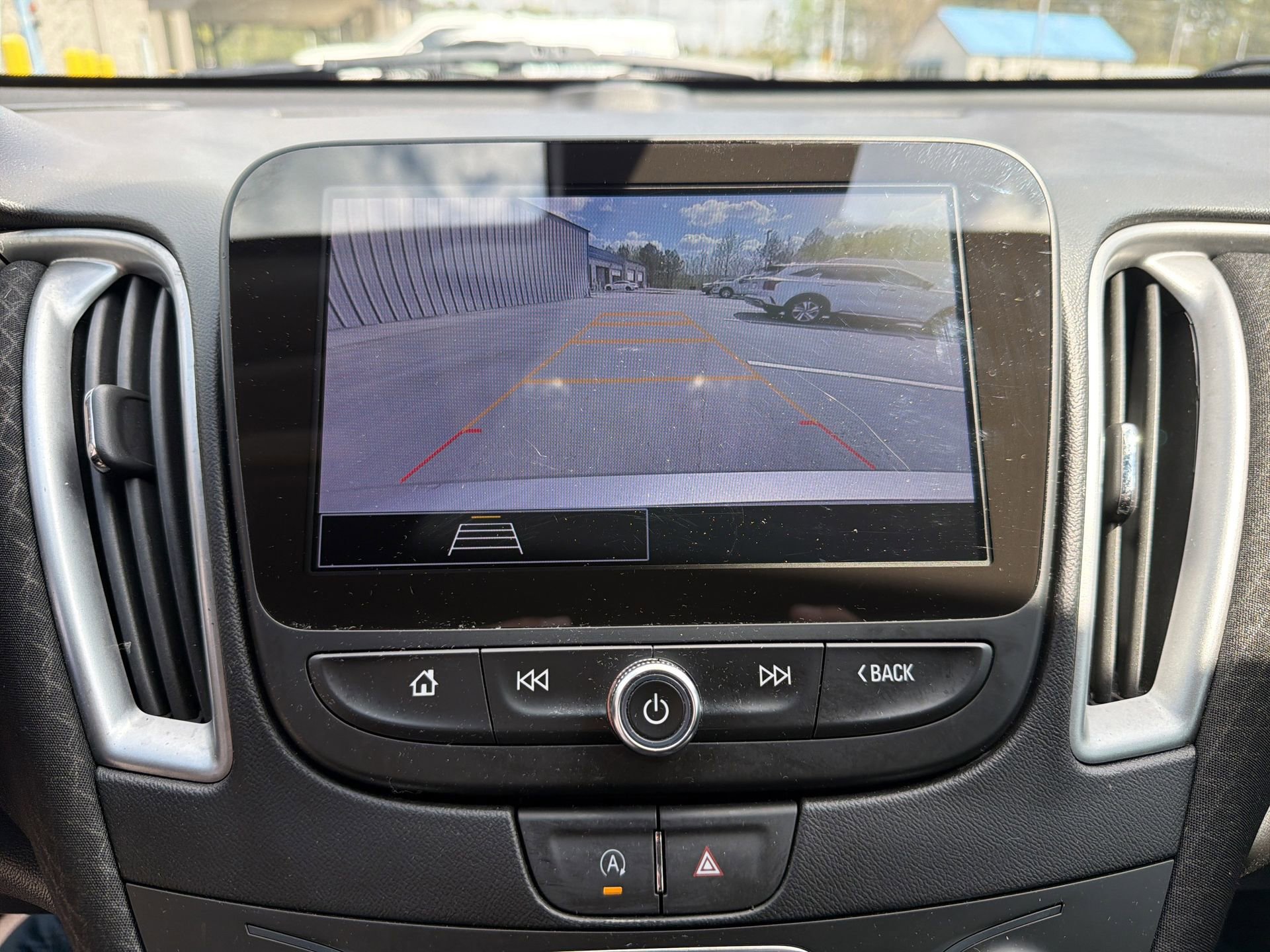 Used 2024 Chevrolet Malibu LT image 4