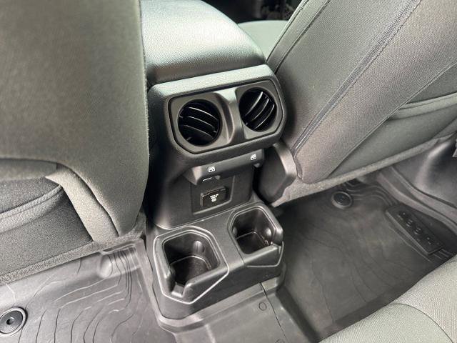 Used 2022 Jeep Gladiator Sport AWD/4WD image 18