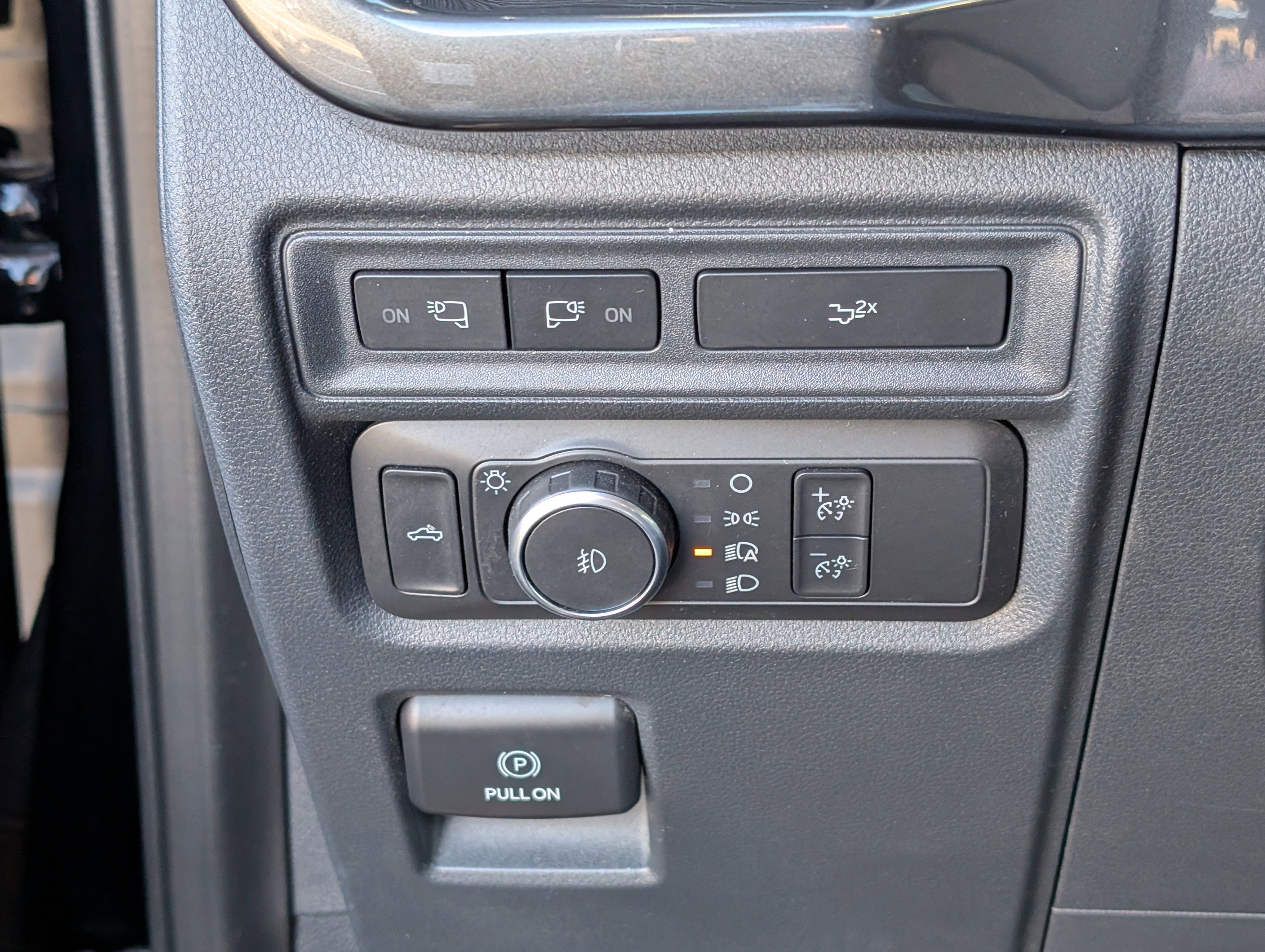 Certified 2022 Ford F150 XLT w/ Equipment Group 302A High image 21