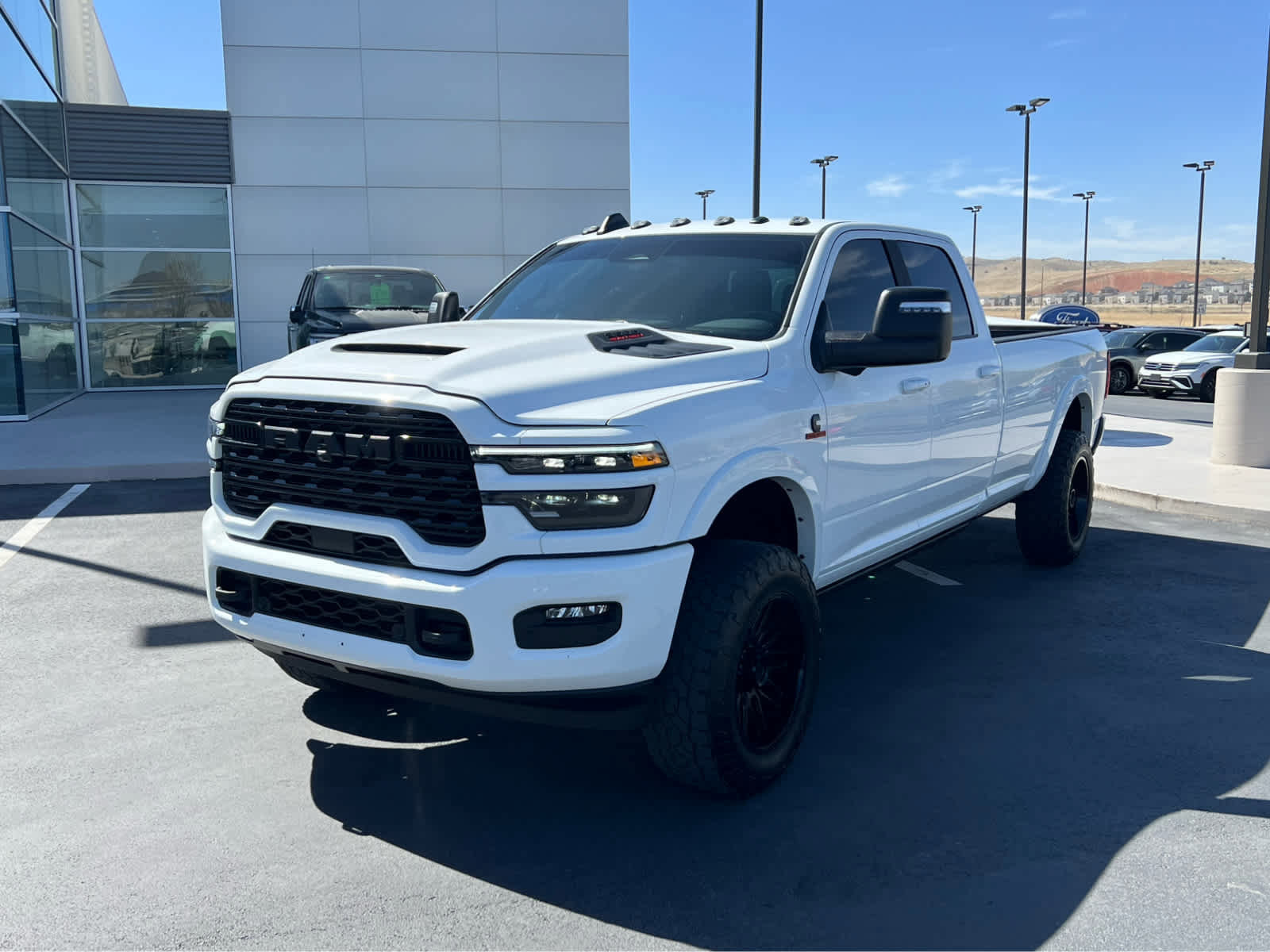 Used 2025 RAM 3500 Limited image 2