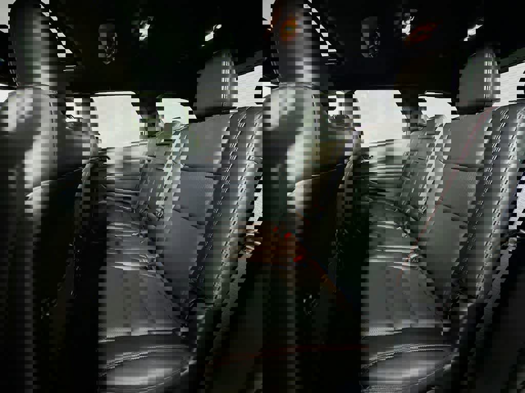 Used 2025 Dodge Durango R/T image 17