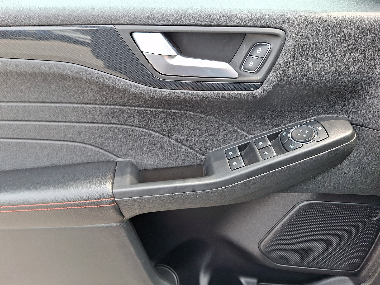 Certified 2023 Ford Escape ST-Line w/ Tech Pack #1 FWD image 15