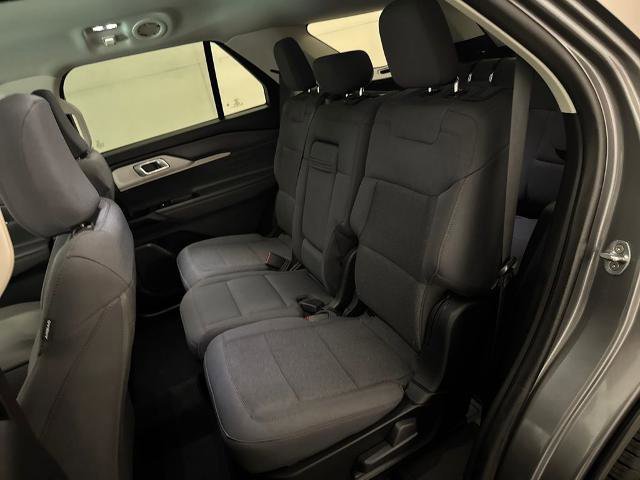 Certified 2025 Ford Explorer Active image 31