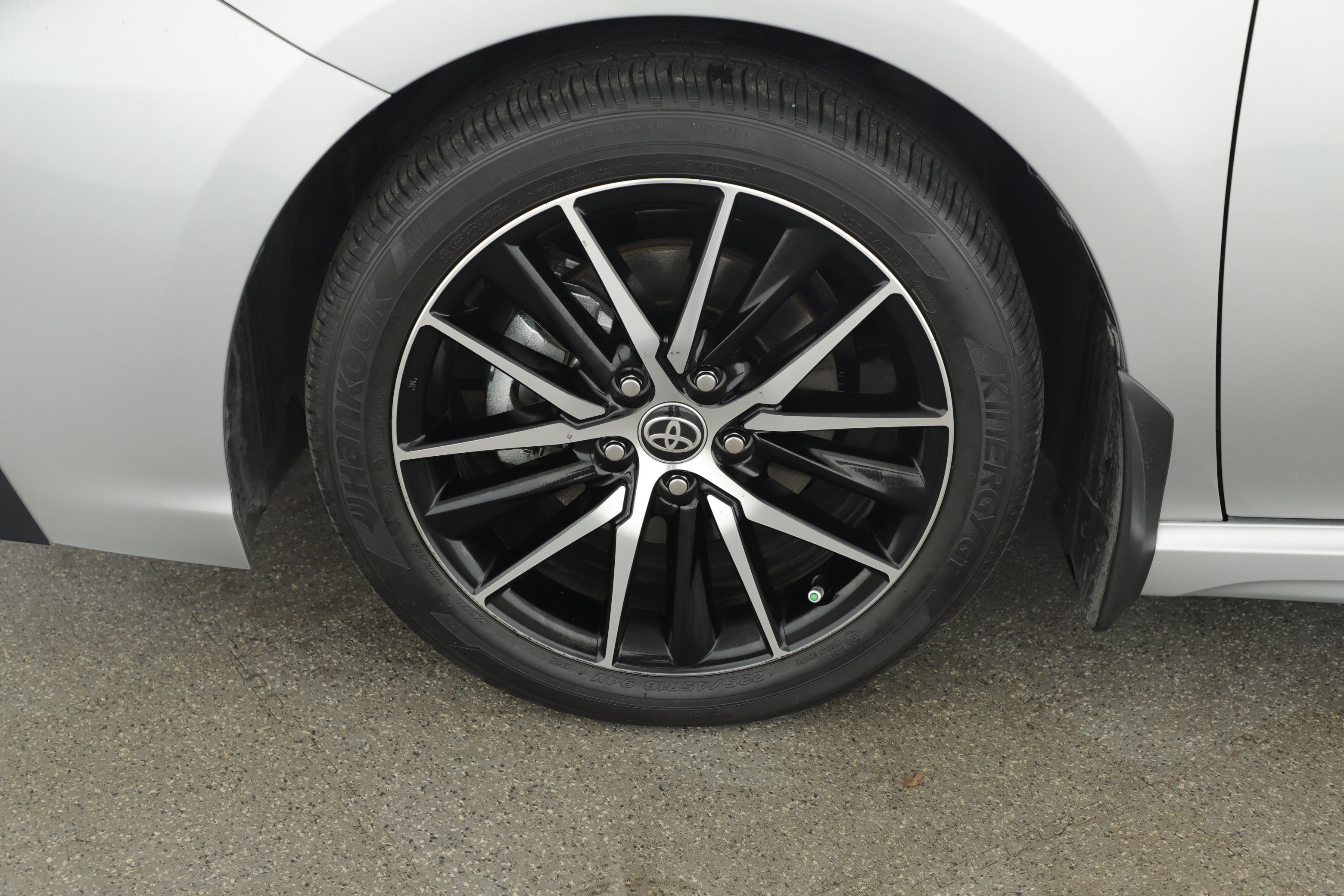 Used 2023 Toyota Camry SE image 5