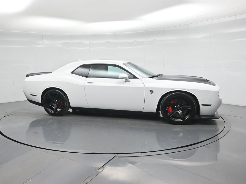 Used 2019 Dodge Challenger SRT Hellcat w/ Laguna Leather Package image 11