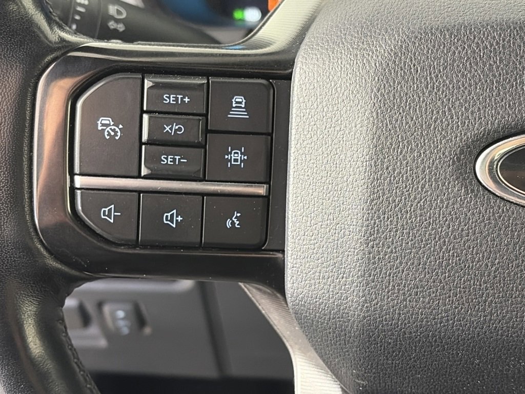 Certified 2023 Ford F150 Platinum w/ Equipment Group 701A High image 17