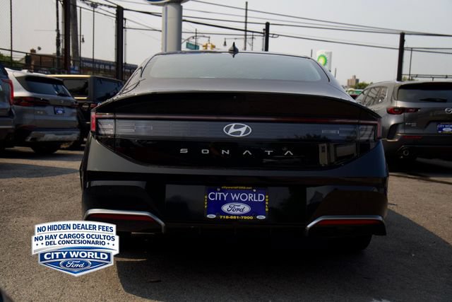 Used 2025 Hyundai Sonata SEL FWD image 4