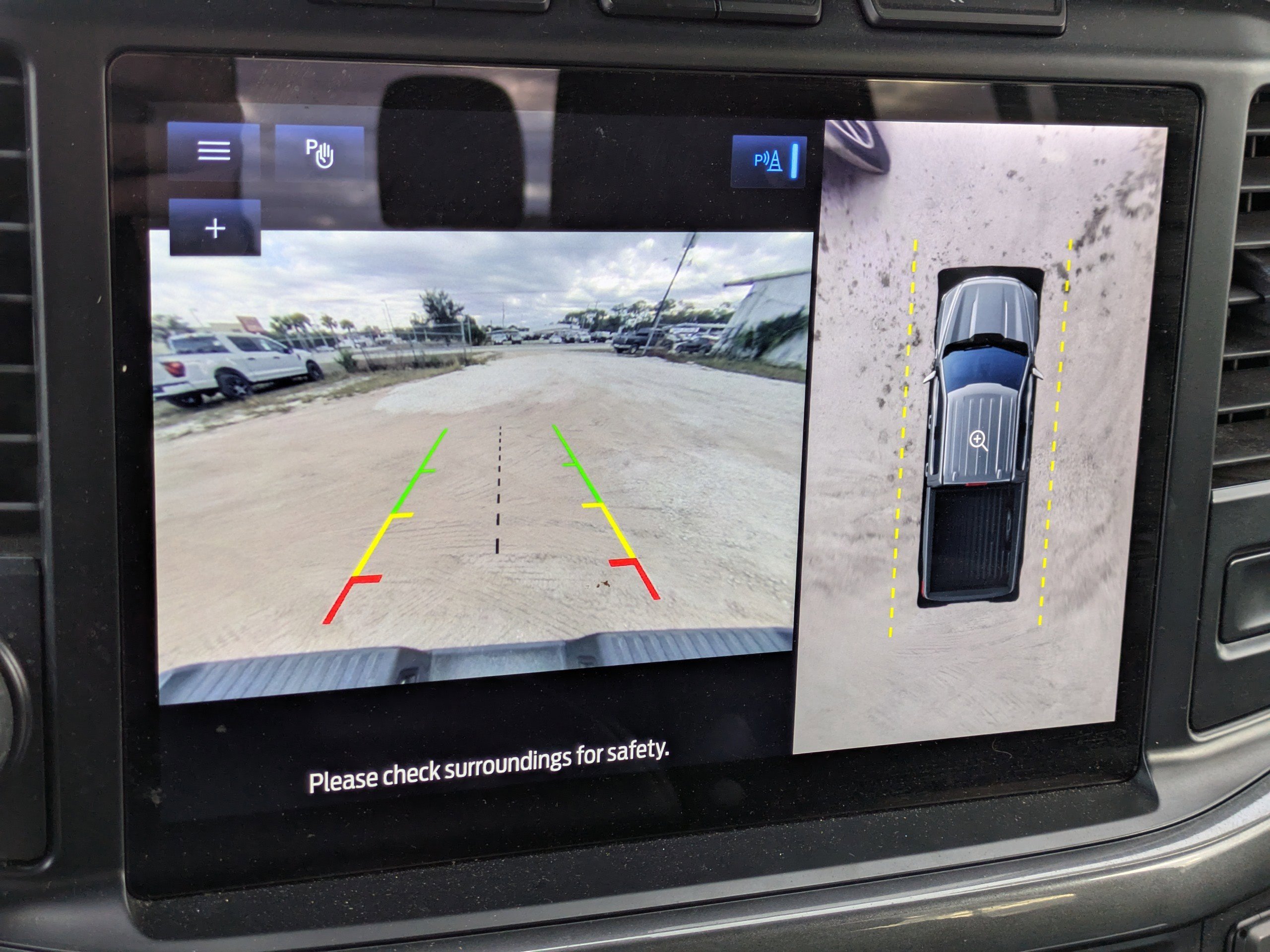 Certified 2022 Ford F150 XLT w/ Equipment Group 302A High image 26