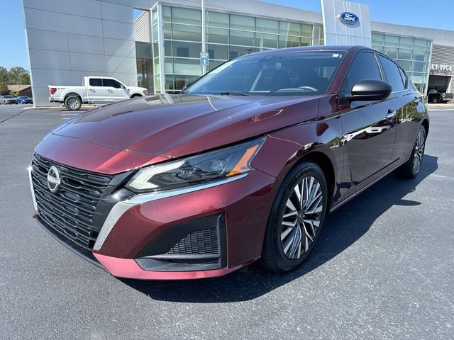 Used 2025 Nissan Altima 2.5 SV
