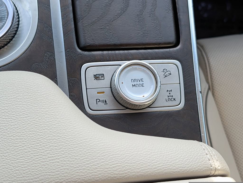 Used 2023 Genesis GV80 2.5T w/ Prestige Package image 25