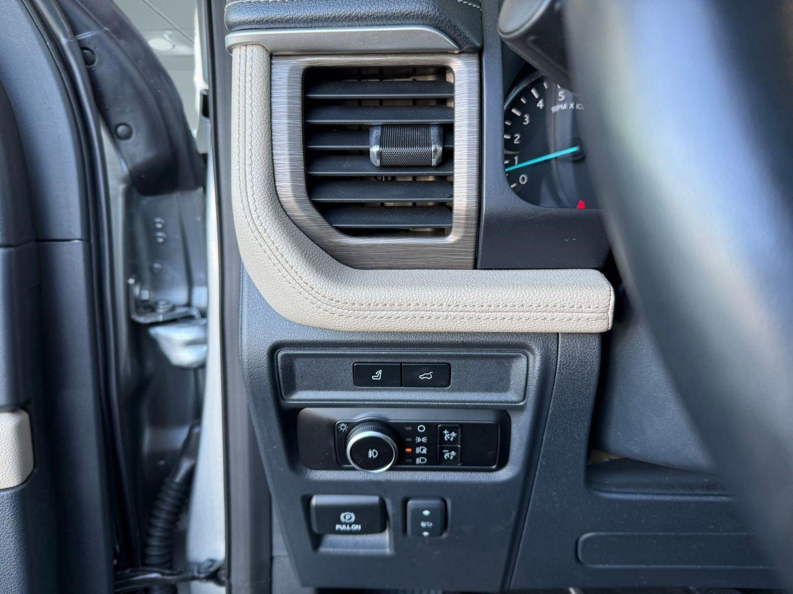 Certified 2024 Ford Expedition Max Limited RWD image 28