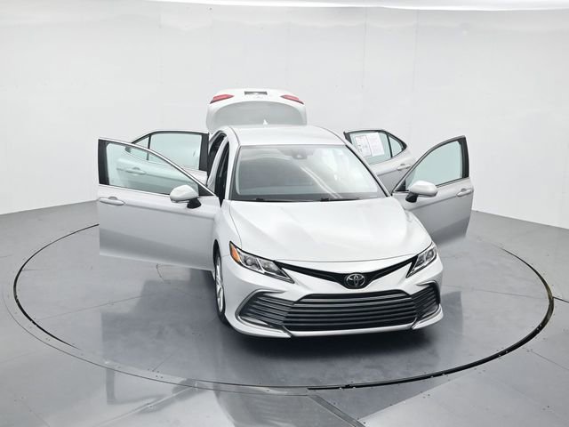 Used 2024 Toyota Camry LE w/ Convenience Package image 44