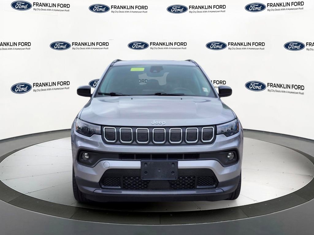 Used 2022 Jeep Compass Latitude AWD/4WD image 8