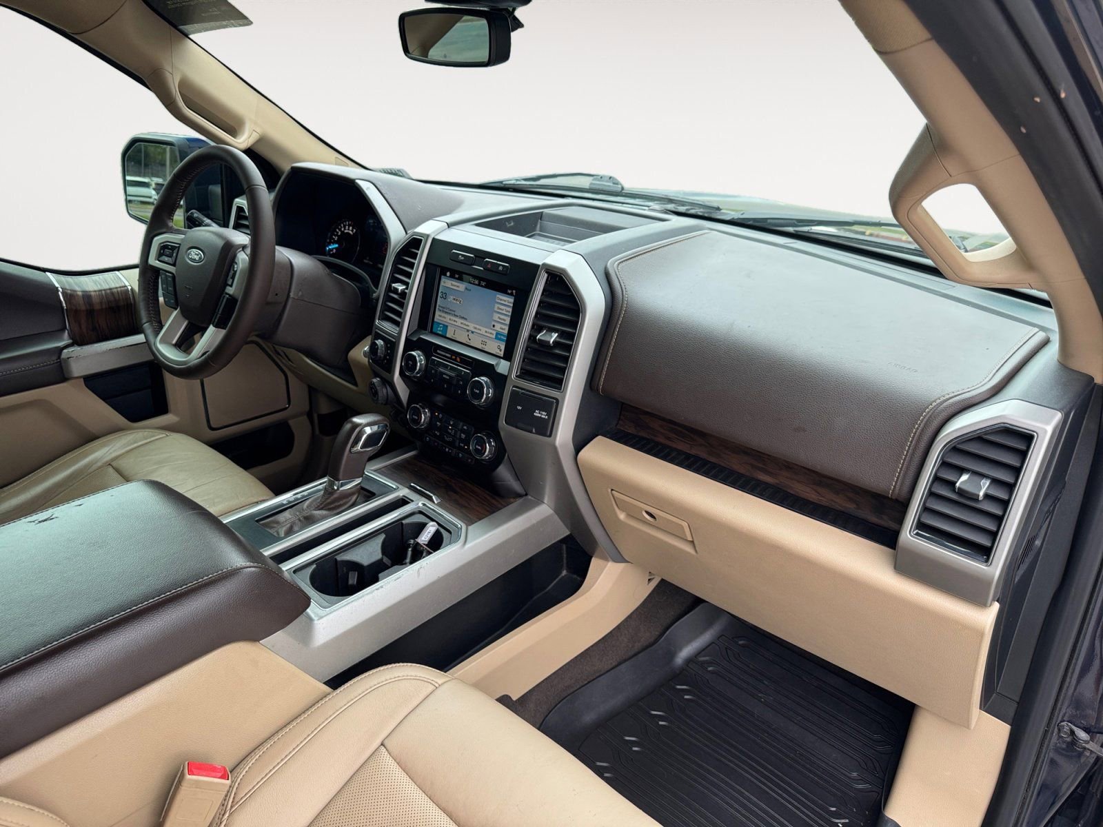 Certified 2019 Ford F150 Lariat w/ Equipment Group 501A Mid AWD/4WD image 15