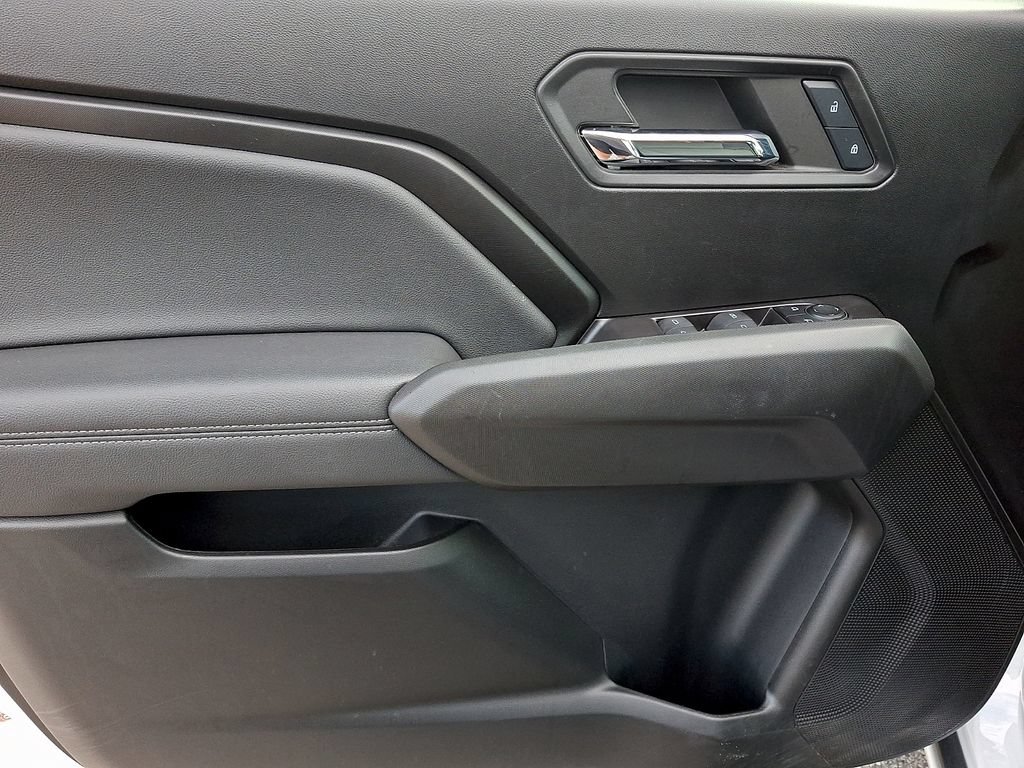 Used 2024 GMC Canyon Elevation w/ Elevation Premium Package AWD/4WD image 12