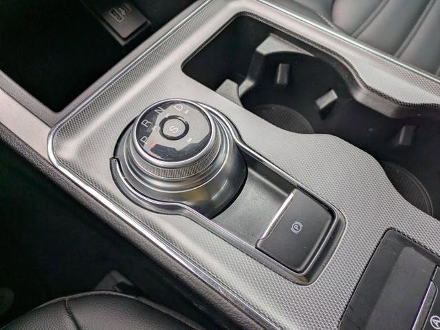 Certified 2021 Ford Edge SEL w/ Convenience Package image 12