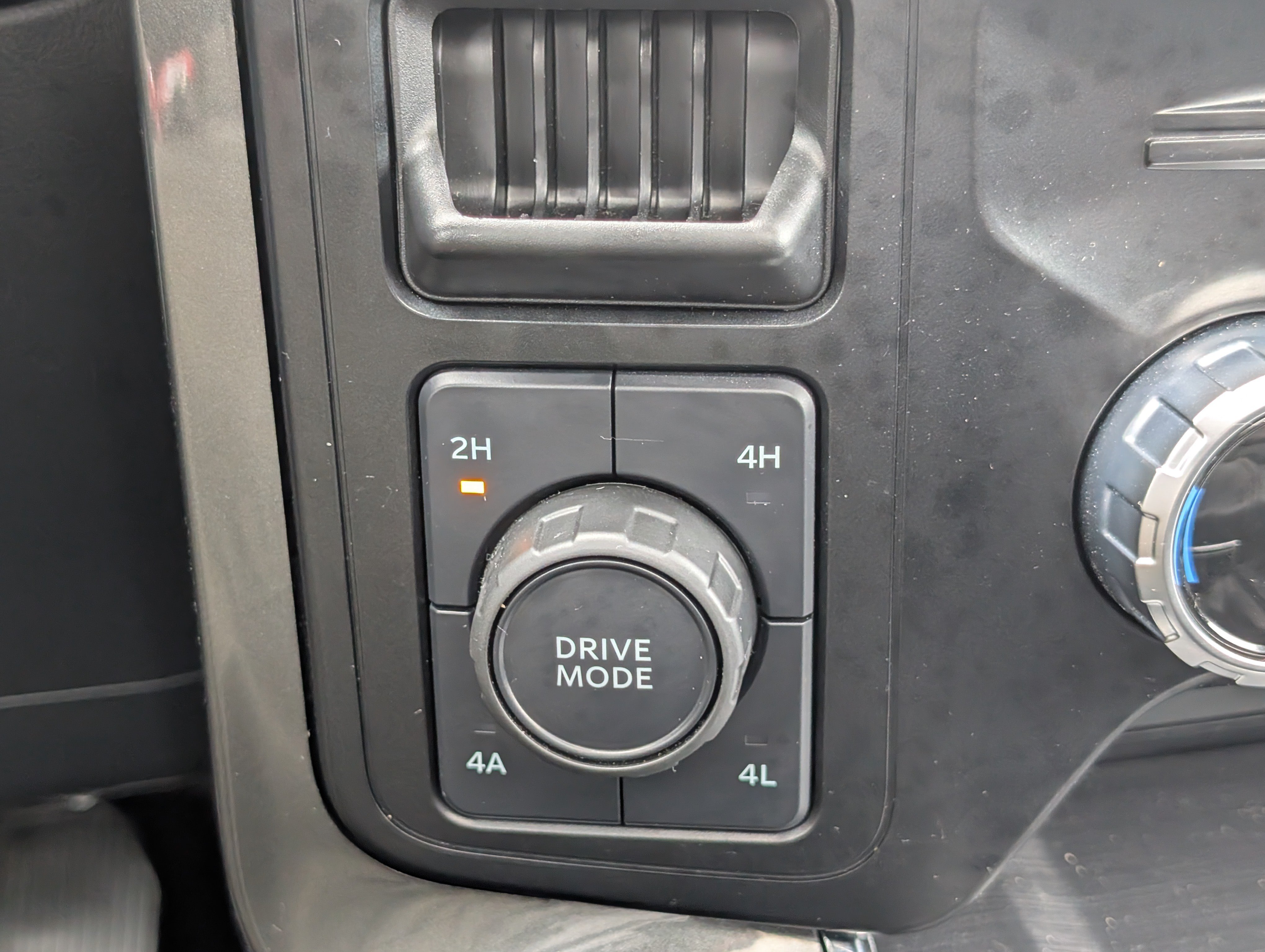Certified 2023 Ford F150 Lariat AWD/4WD image 27