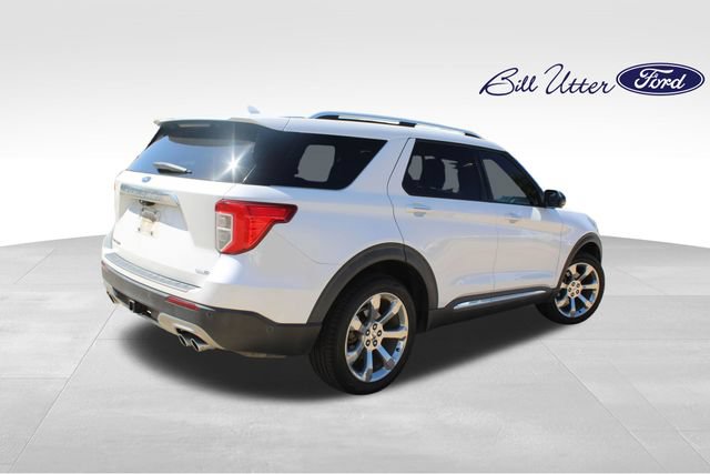 Certified 2020 Ford Explorer Platinum w/ Premium Technology Package AWD/4WD image 5