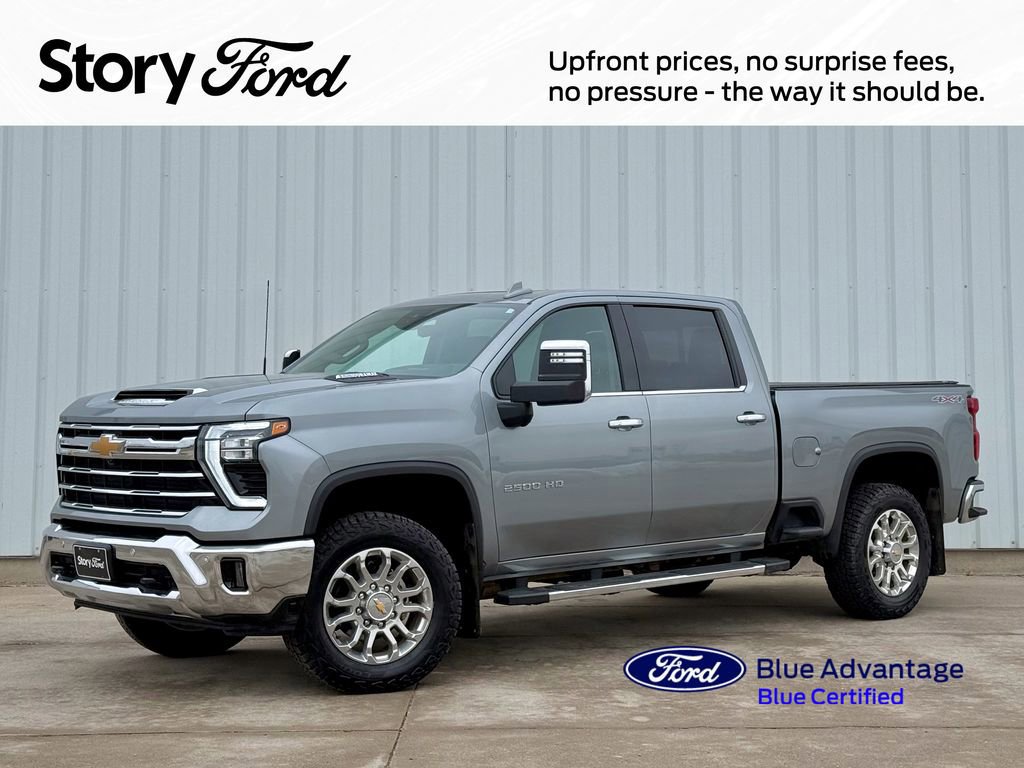 Used 2024 Chevrolet Silverado 2500 LTZ w/ LTZ Premium Package image 7