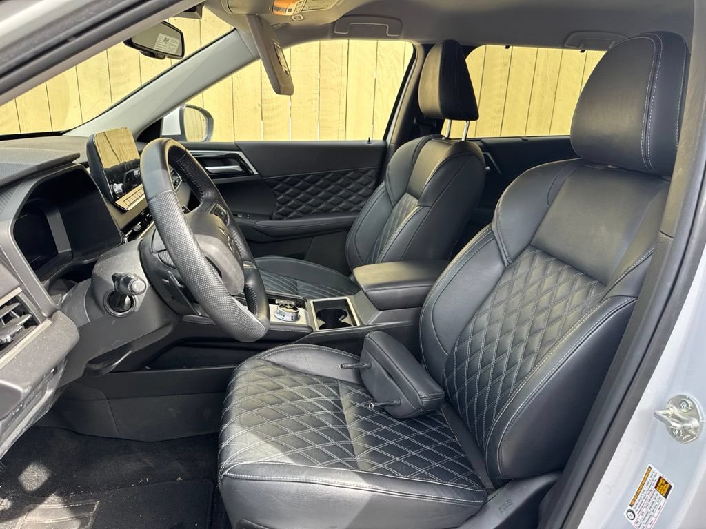 Used 2024 Mitsubishi Outlander SEL FWD image 6