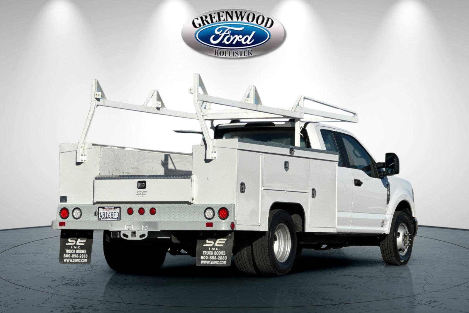 Certified 2021 Ford F350 XL w/ Power Equipment Group image 4