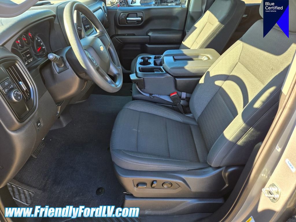 Used 2025 Chevrolet Silverado 1500 Custom image 9
