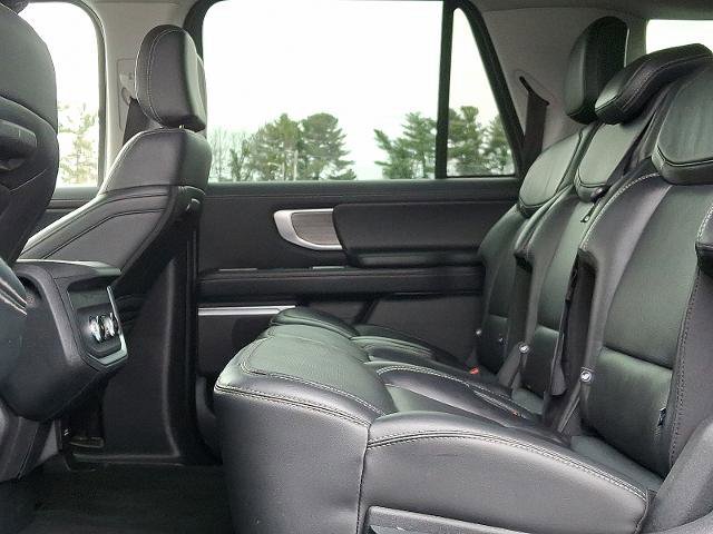 Certified 2025 Ford Expedition Max Platinum image 8