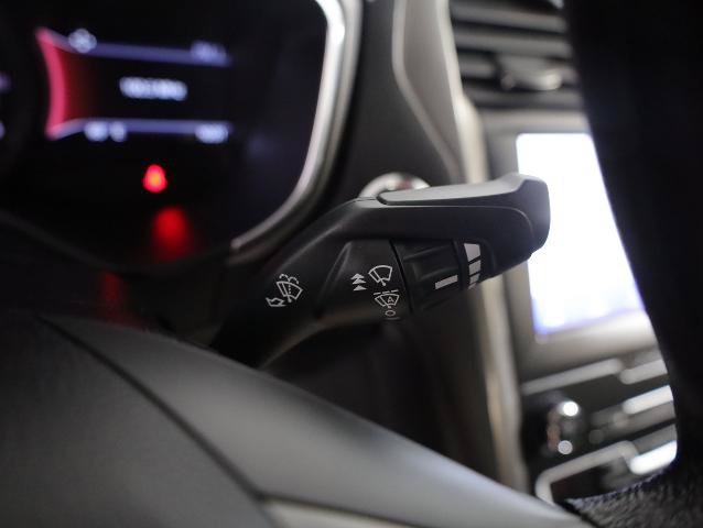 Certified 2020 Ford Fusion SE FWD image 18