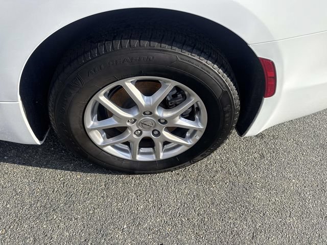 Used 2024 Chrysler Pacifica Touring-L FWD image 17