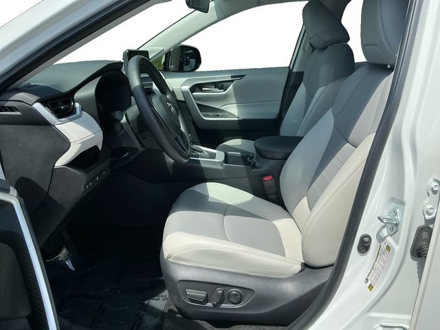 Used 2025 Toyota RAV4 XLE Premium w/ Weather Package AWD/4WD image 10
