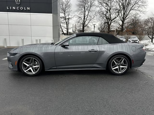 Certified 2025 Ford Mustang Convertible image 2
