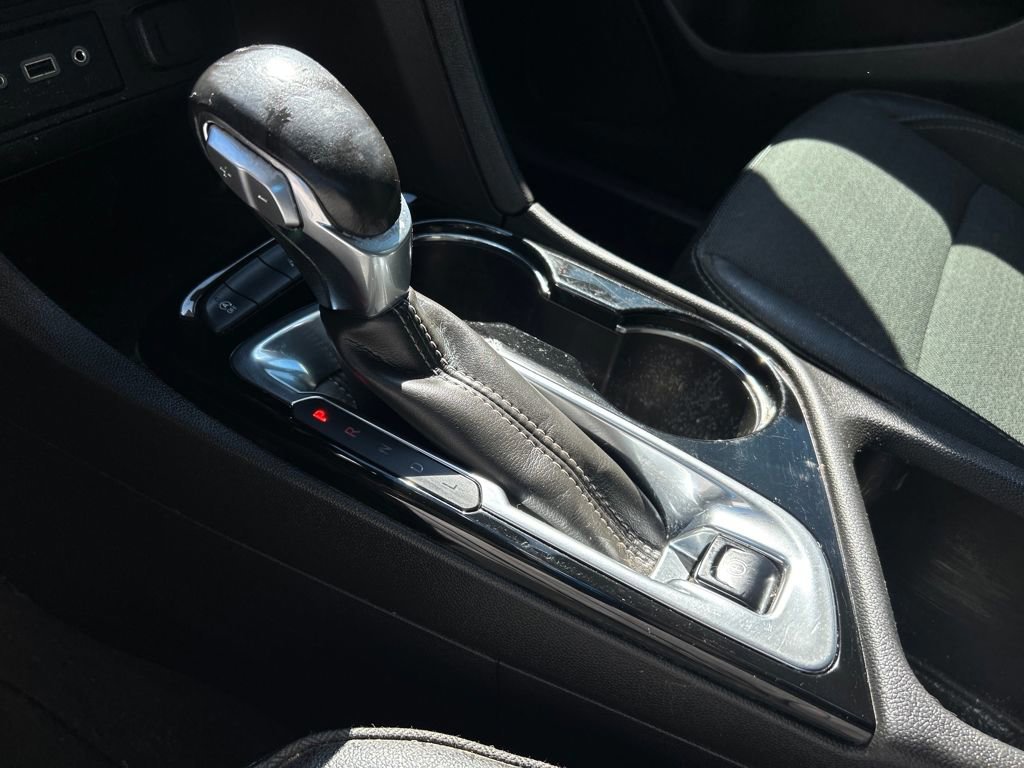 Used 2021 Buick Encore GX Preferred w/ Cold Weather Comfort Package image 20