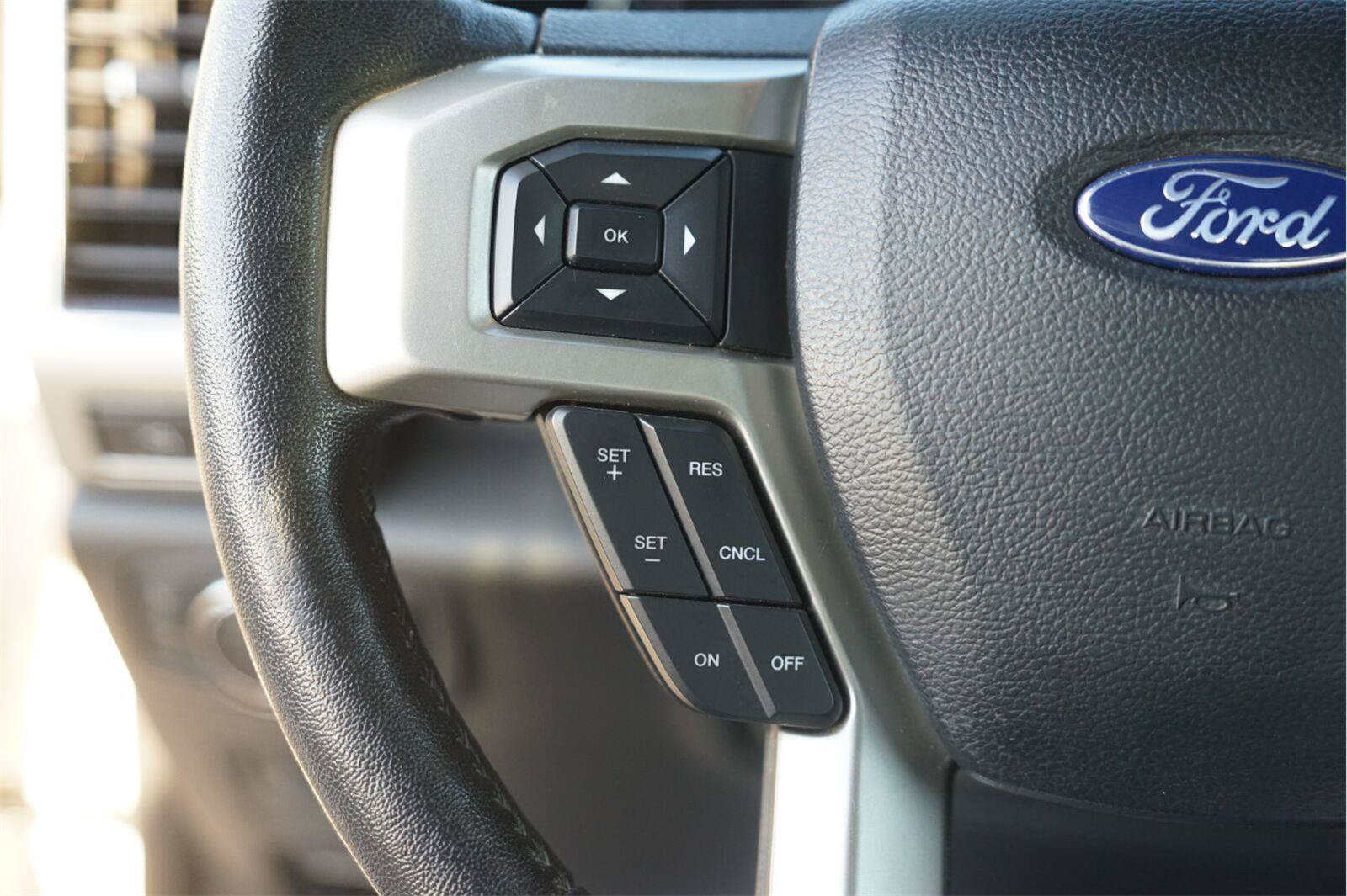 Certified 2019 Ford F250 Lariat w/ Lariat Ultimate Package AWD/4WD image 23