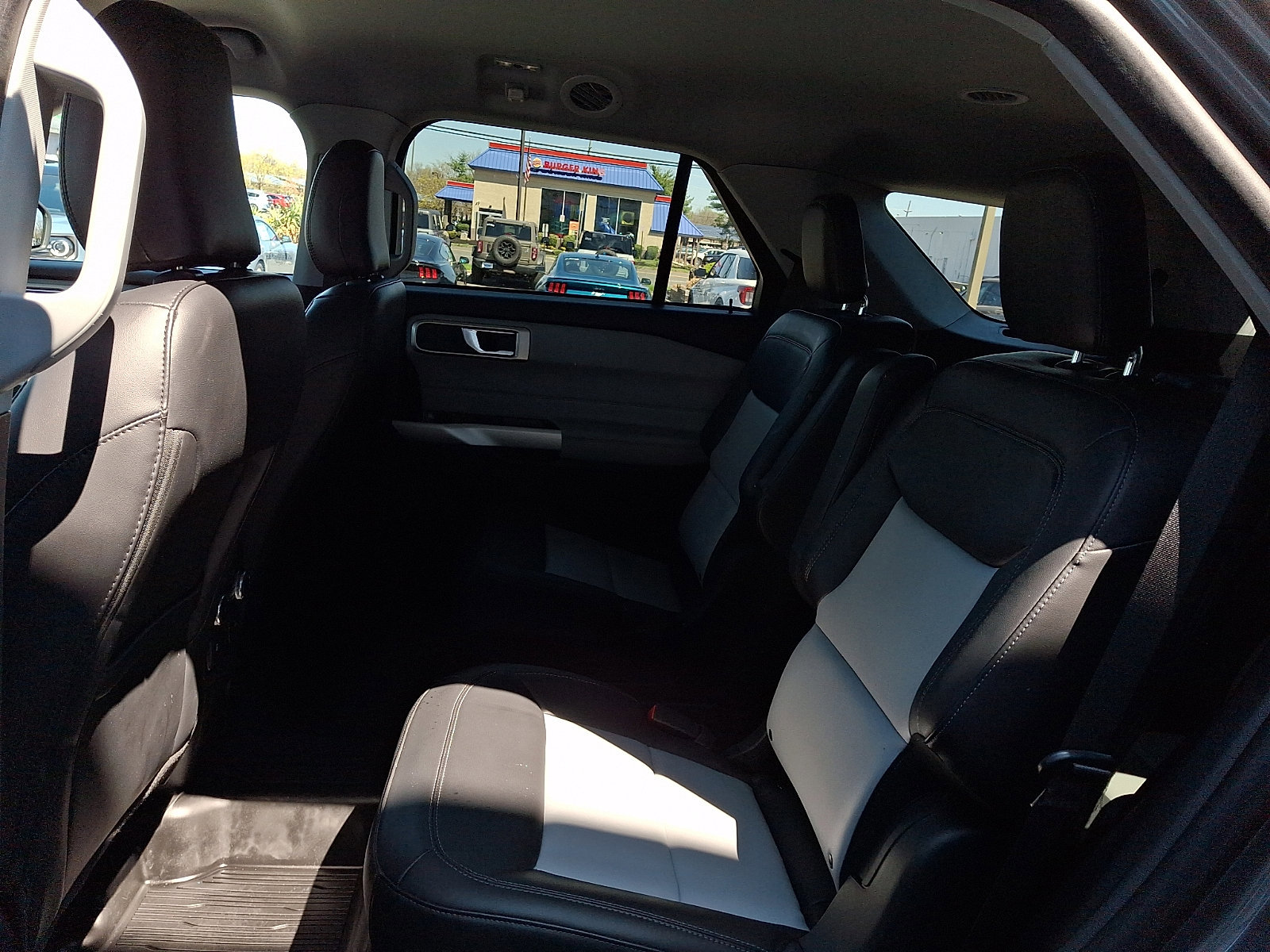 Certified 2023 Ford Explorer XLT w/ Equipment Group 202A AWD/4WD image 11
