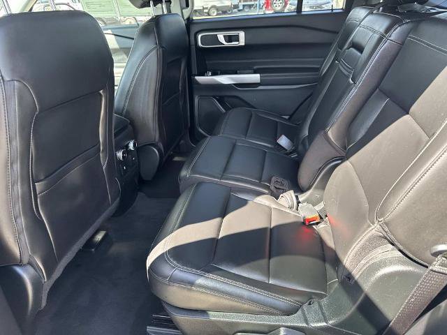 Certified 2022 Ford Explorer XLT w/ Equipment Group 202A RWD image 14