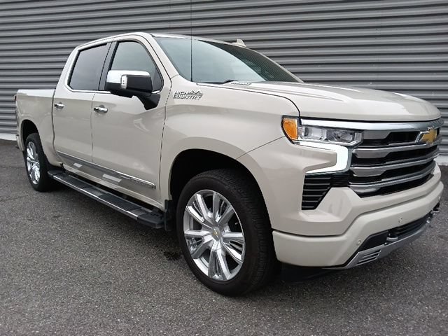 Used 2026 Chevrolet Silverado 1500 High Country w/ High Country Premium Package AWD/4WD video 1