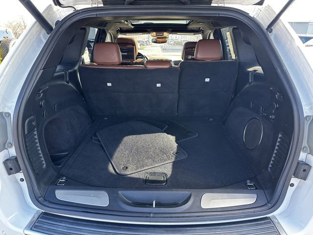 Used 2019 Jeep Grand Cherokee Summit w/ Platinum Series Group image 44