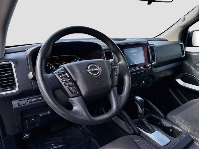 Used 2023 Nissan Frontier SV w/ Tow Package AWD/4WD image 9
