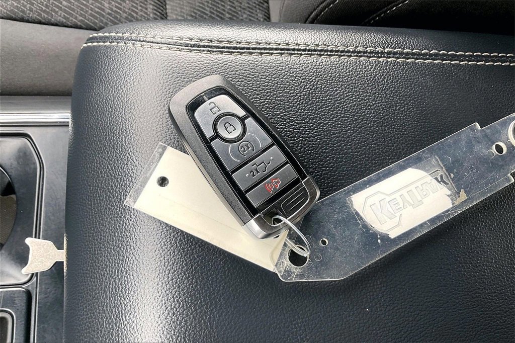 Certified 2022 Ford F150 XLT w/ Equipment Group 302A High image 34