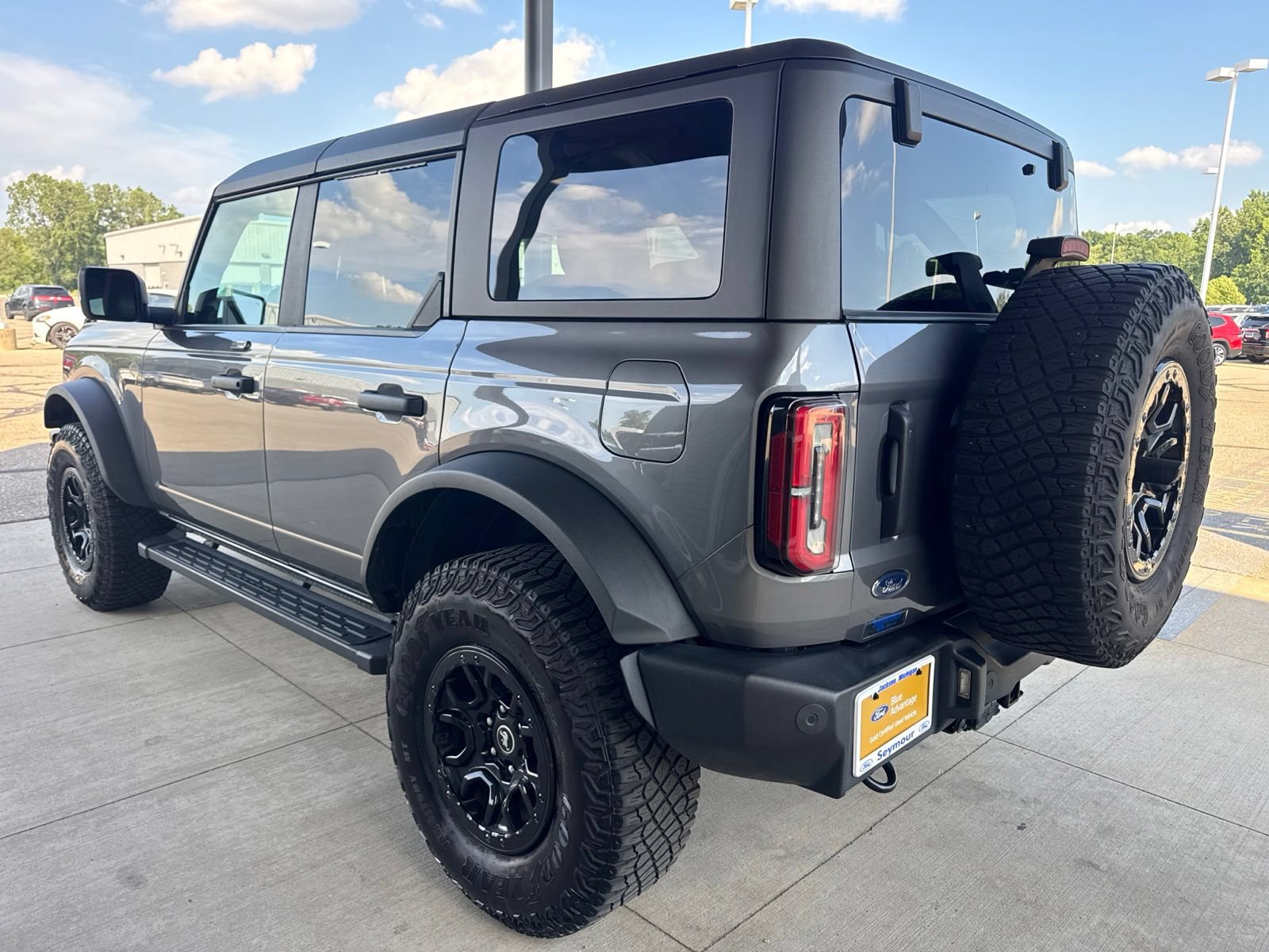 Certified 2023 Ford Bronco Wildtrak AWD/4WD image 5