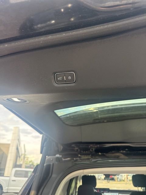 Certified 2025 Ford Expedition Active AWD/4WD image 14