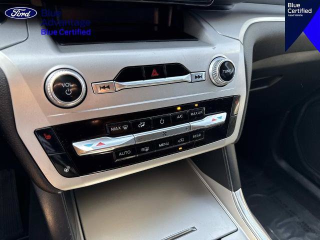 Certified 2022 Ford Explorer XLT w/ Equipment Group 202A RWD image 28
