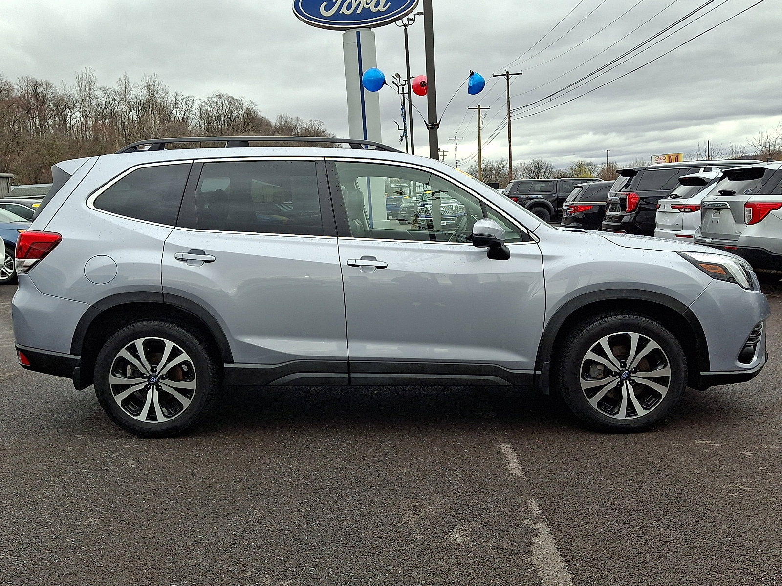 Used 2023 Subaru Forester Limited w/ Popular Package #2 AWD/4WD image 12