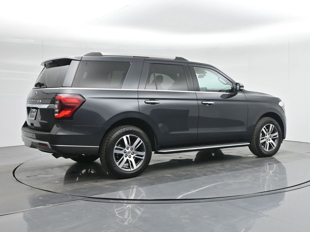 Certified 2022 Ford Expedition Limited image 32