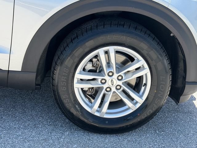 Certified 2020 Ford Explorer XLT w/ Equipment Group 202A RWD image 9