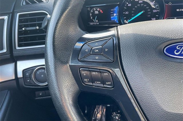 Certified 2017 Ford Explorer XLT w/ Equipment Group 201A image 18